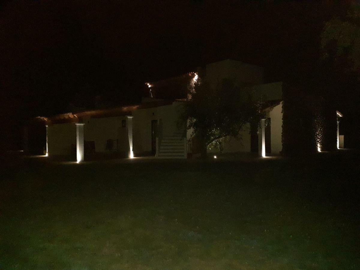 Su Suberju Hotel San Teodoro  Exterior foto